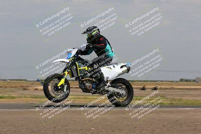 media/Sep-10-2023-Pacific Track Time (Sun) [[44210541ad]]/Group B/1220pm (Wheelie Bump)/